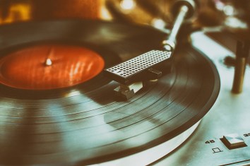 Preserving Your Vintage Vinyl: Expert Advice for Long-lasting Collection Care